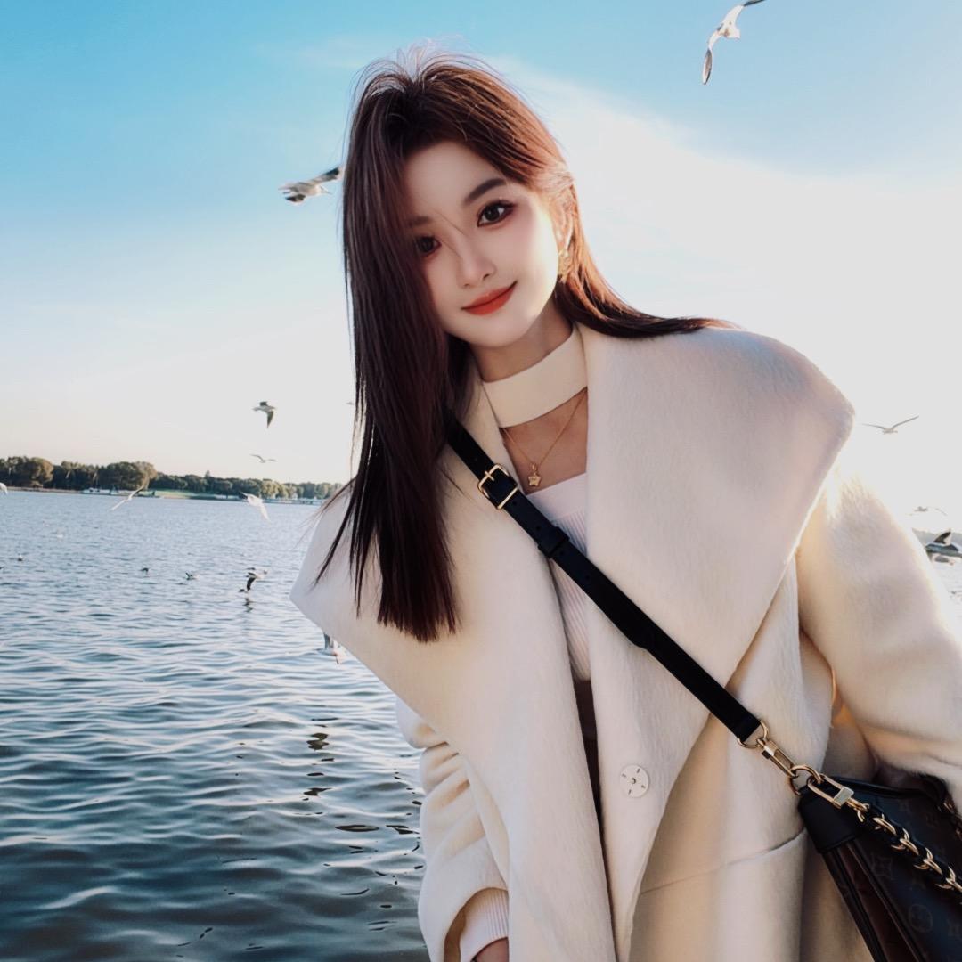大脸猫蔷薇vivi