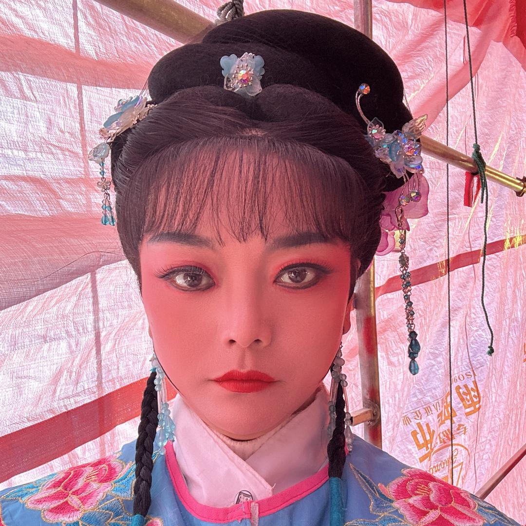 芳🌹芳