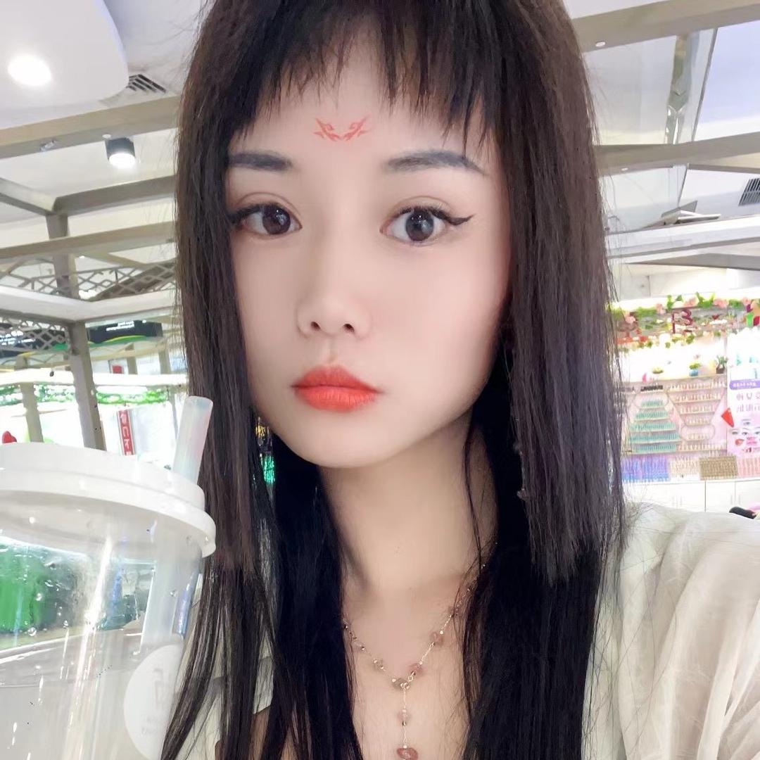 小个（大个黑妮妹妹）