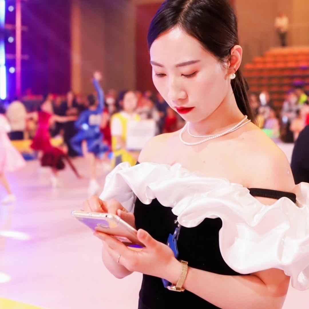 沈丘星艺舞校～顾老师