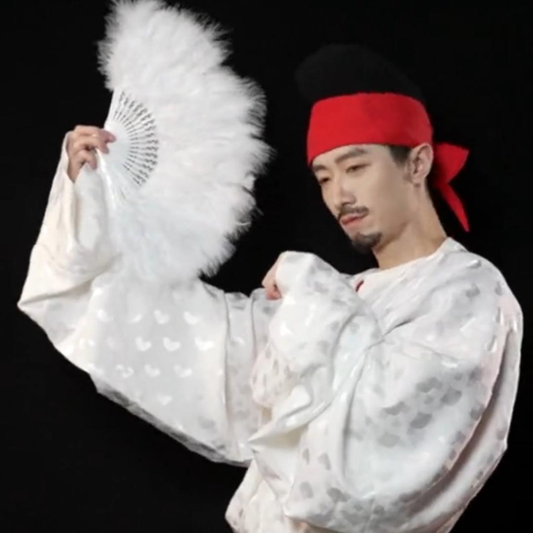 亚力克山大@抖音