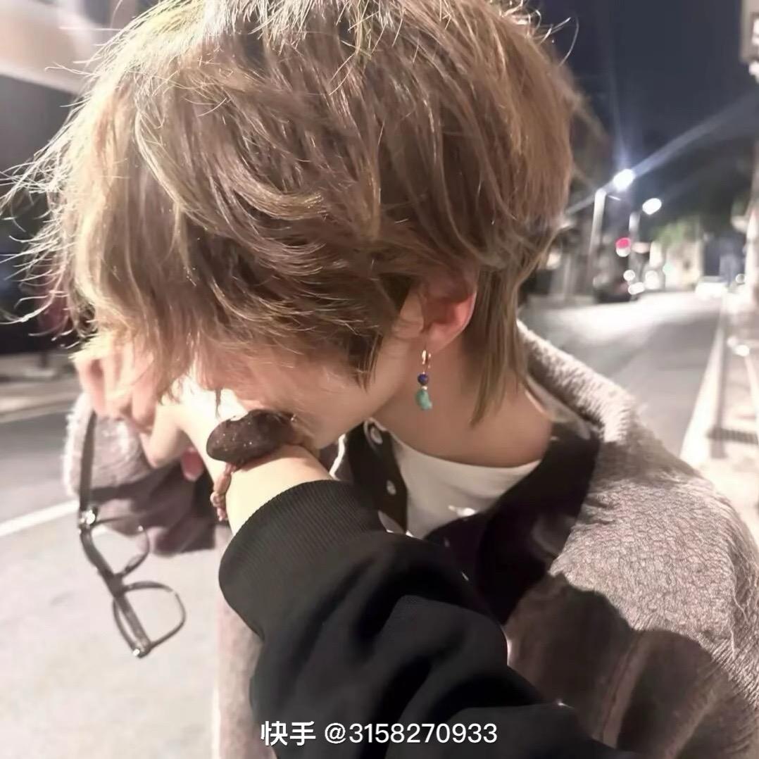 礼拜八