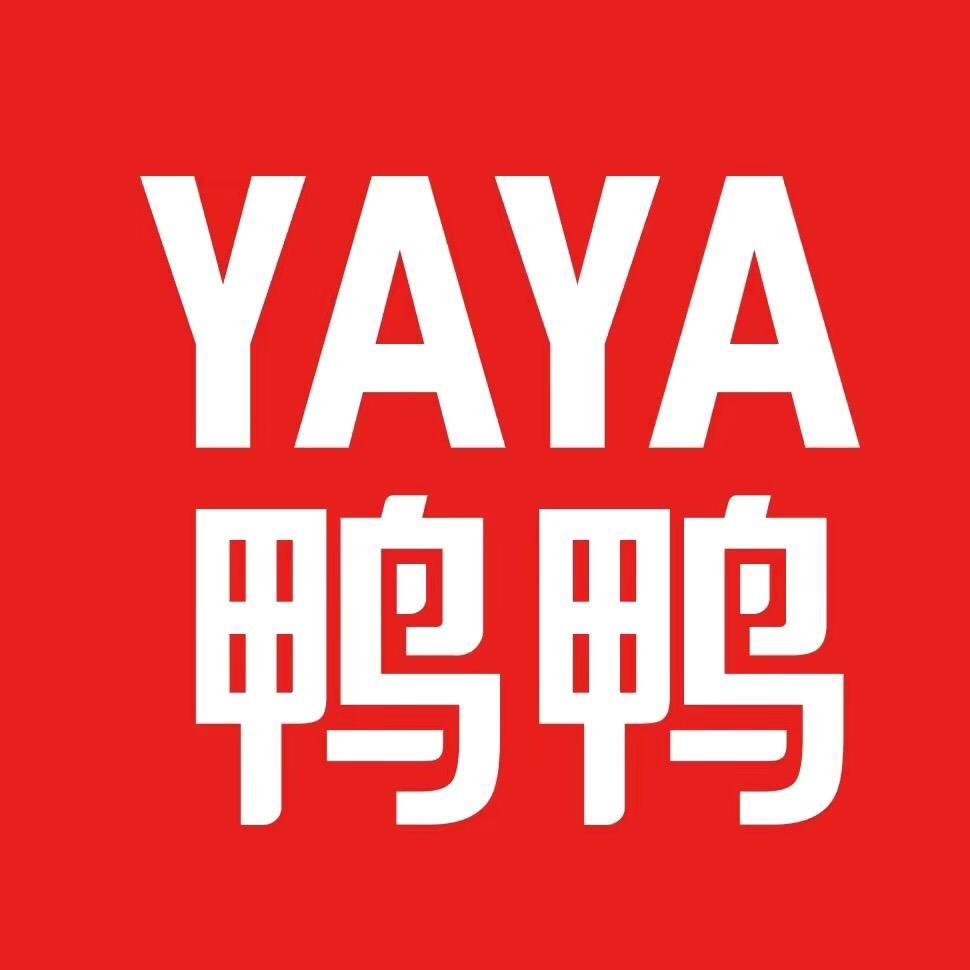 鸭鸭羽绒服轻奢店