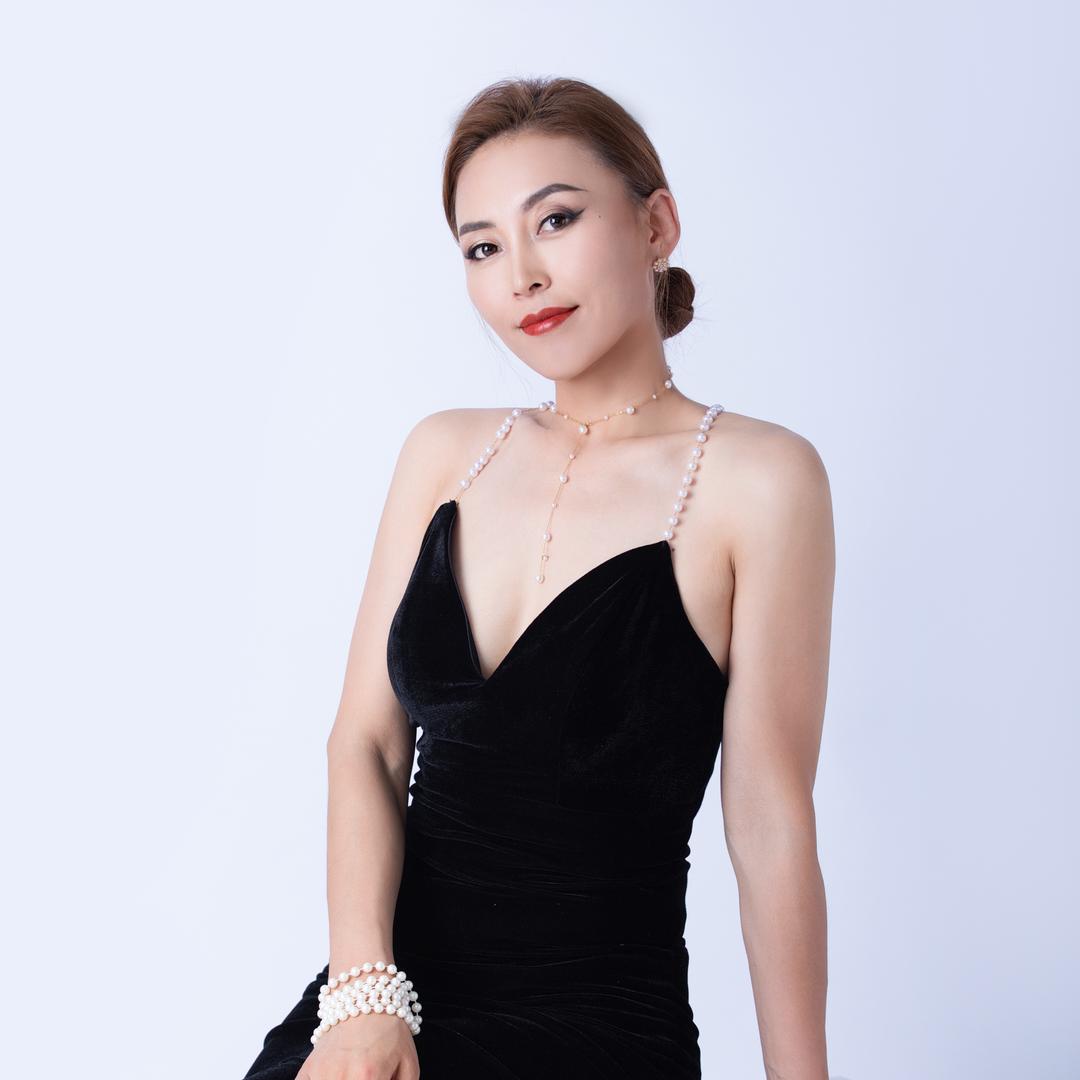 朝鲁门model女装👚