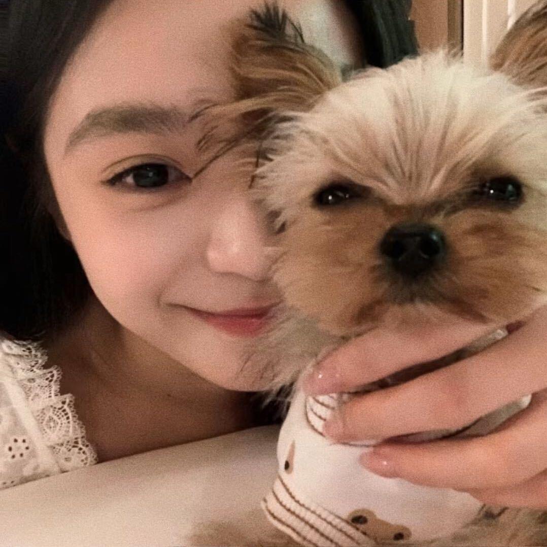 女的