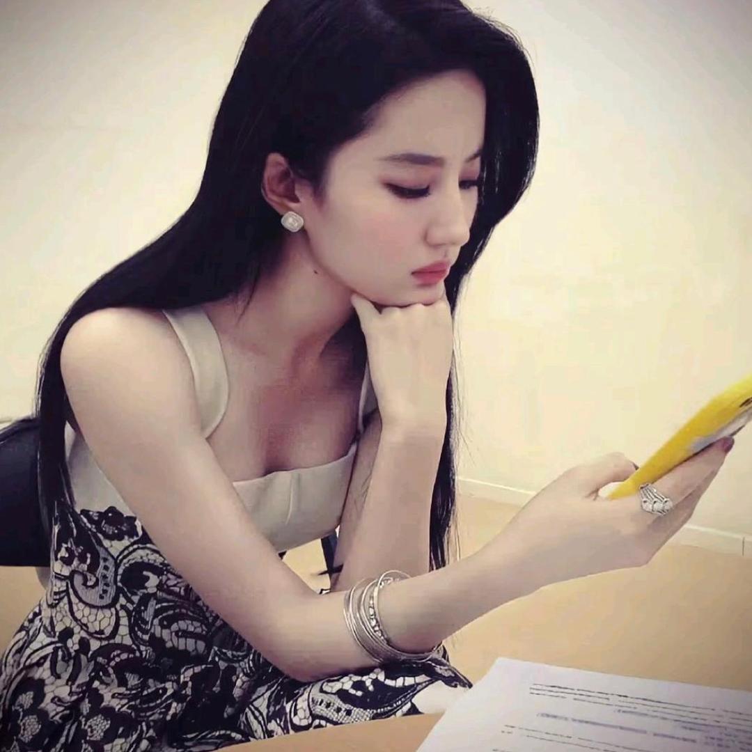 Qian茜