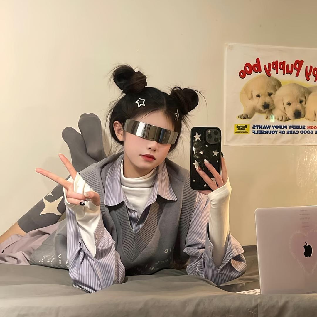 𝐿𝑢𝑚𝑖𝑛𝑎