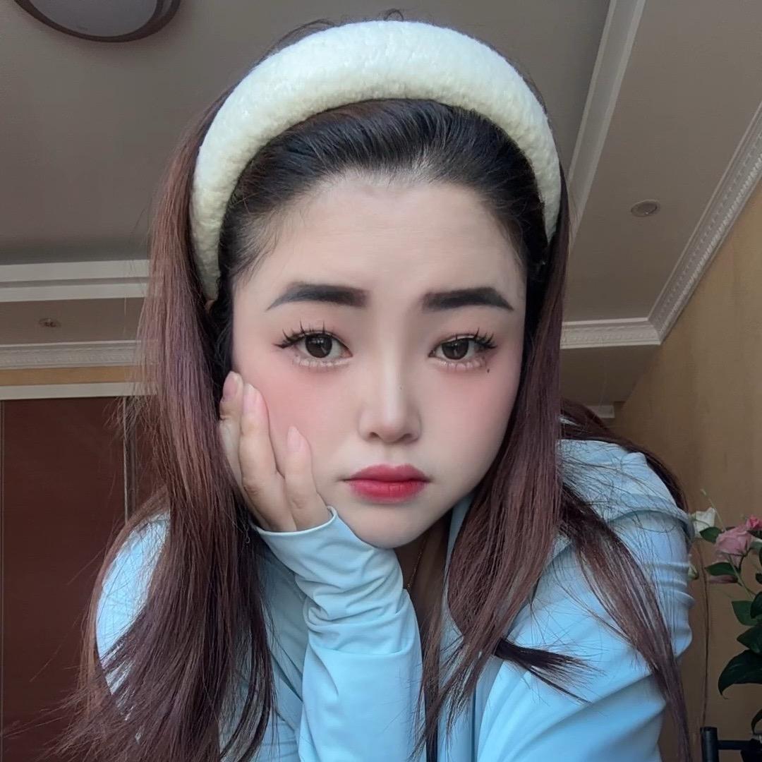ℋღ᭄我叫小梅呀🍒💞࿐