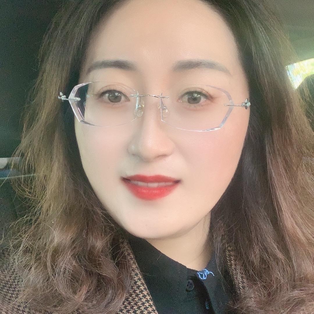 Kelly妈