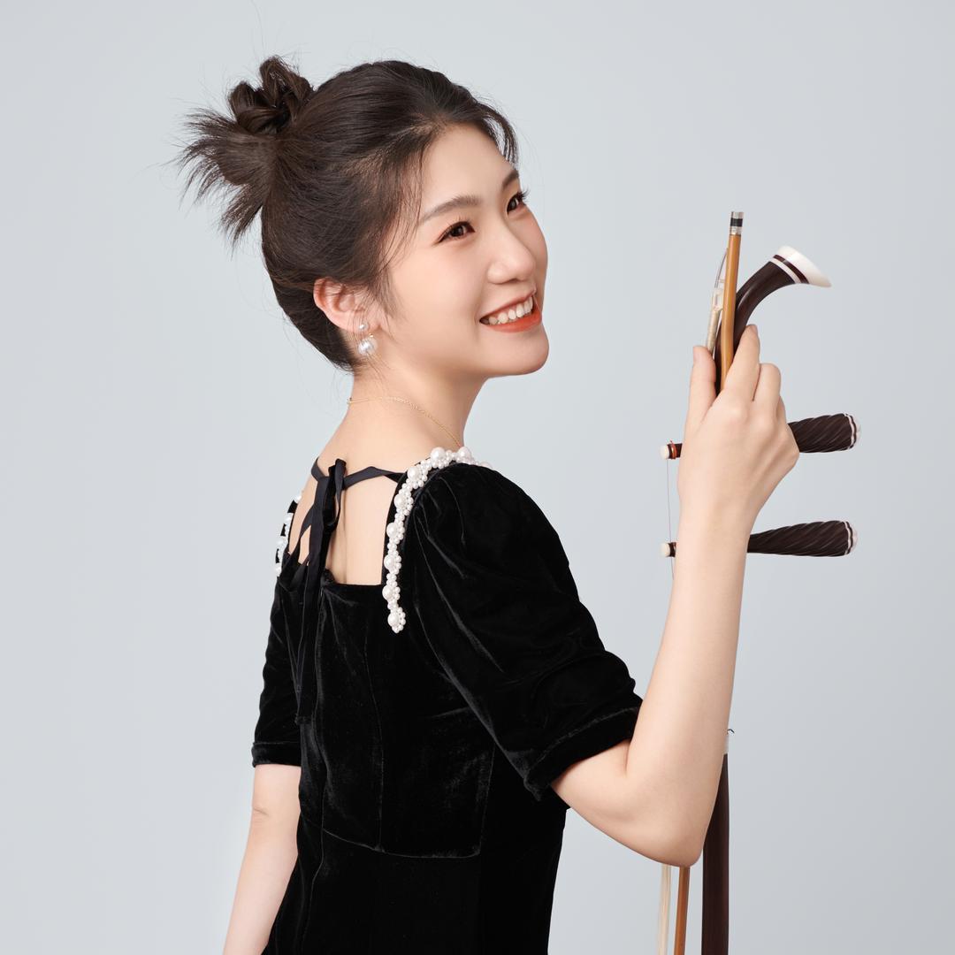 王莹莹二胡