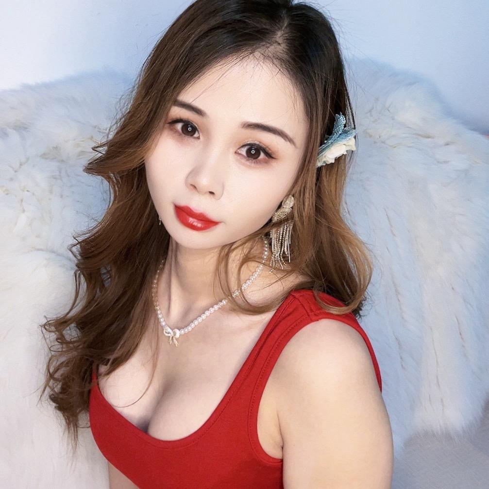 W·ONE商K婷婷