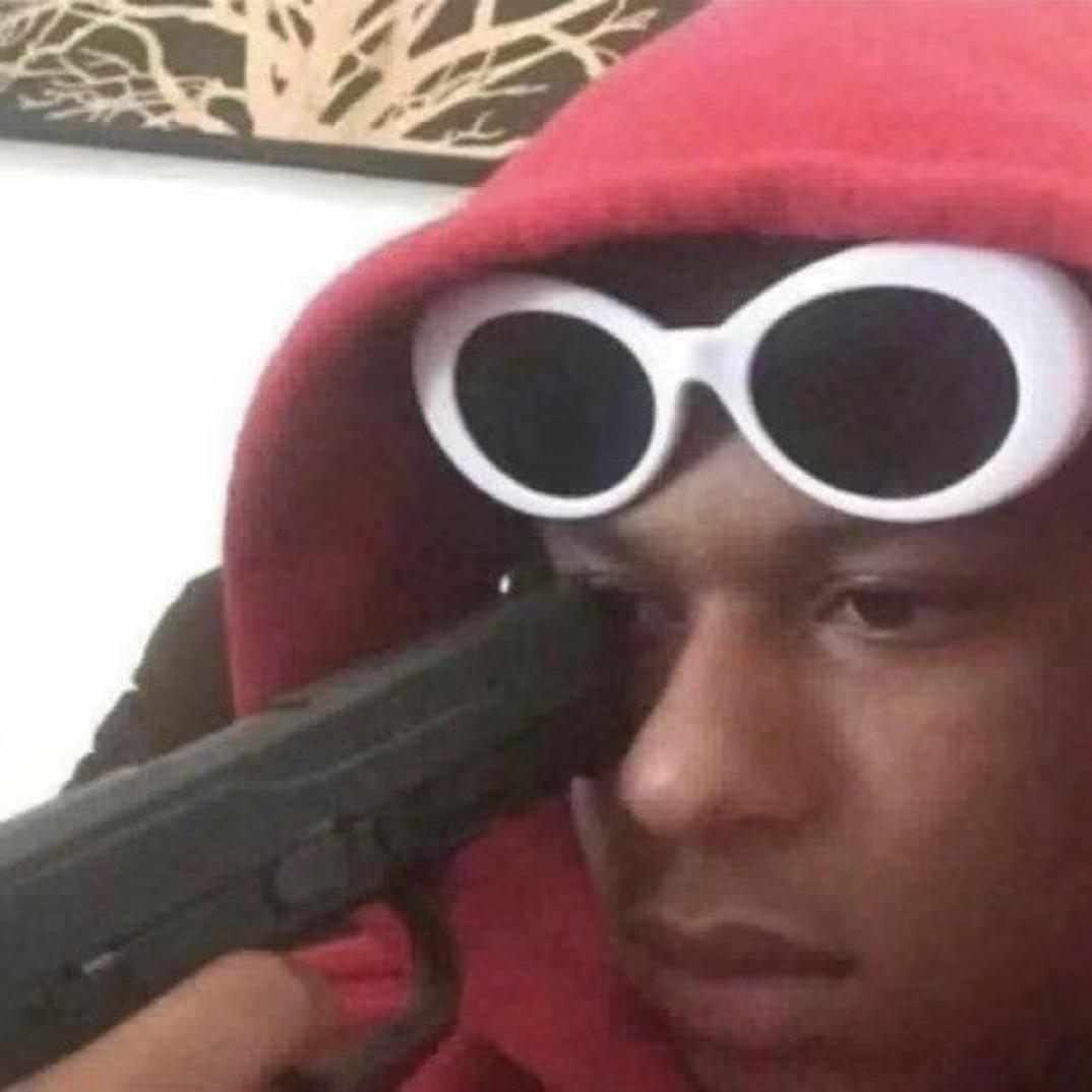 领导夹菜我转桌