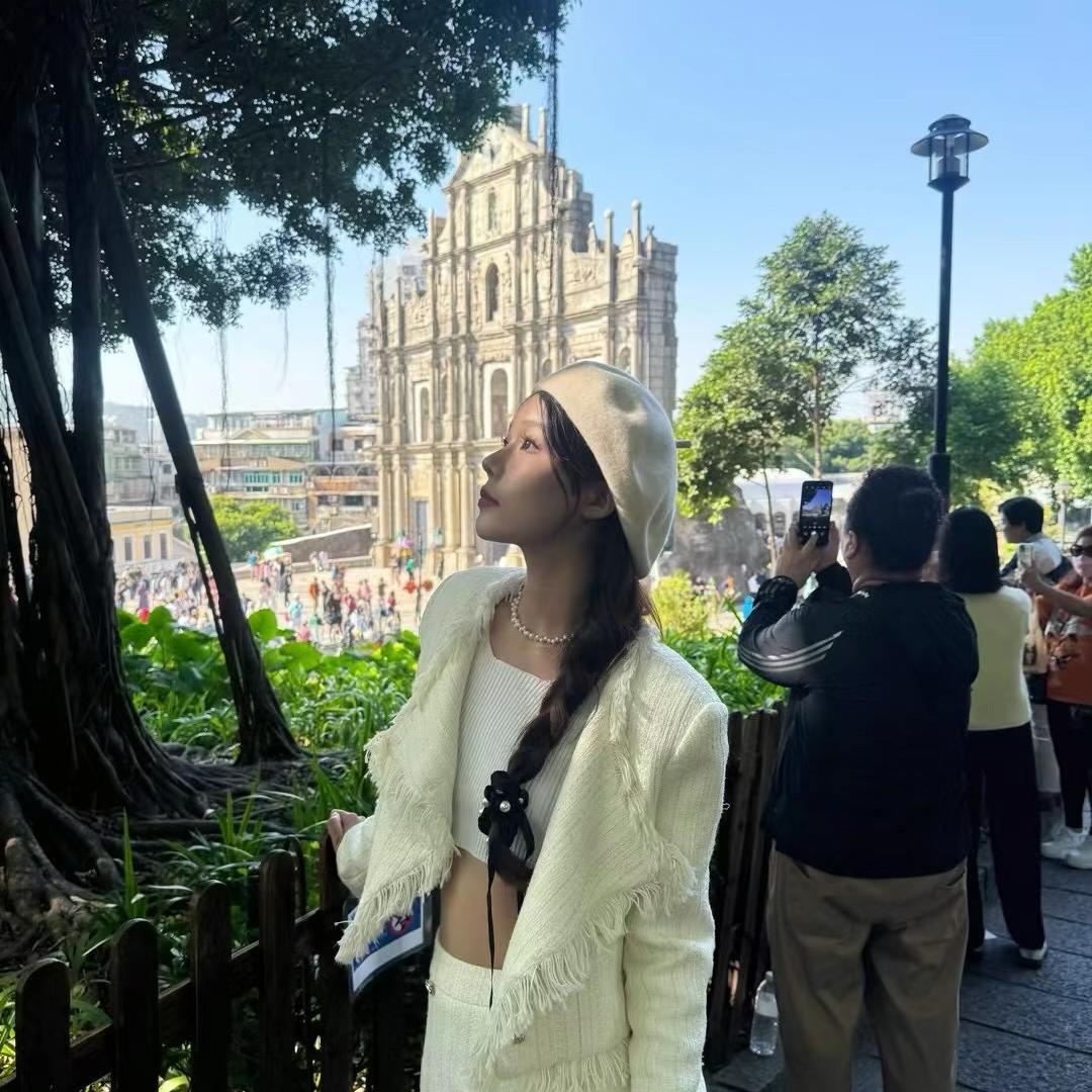 由由包多多
