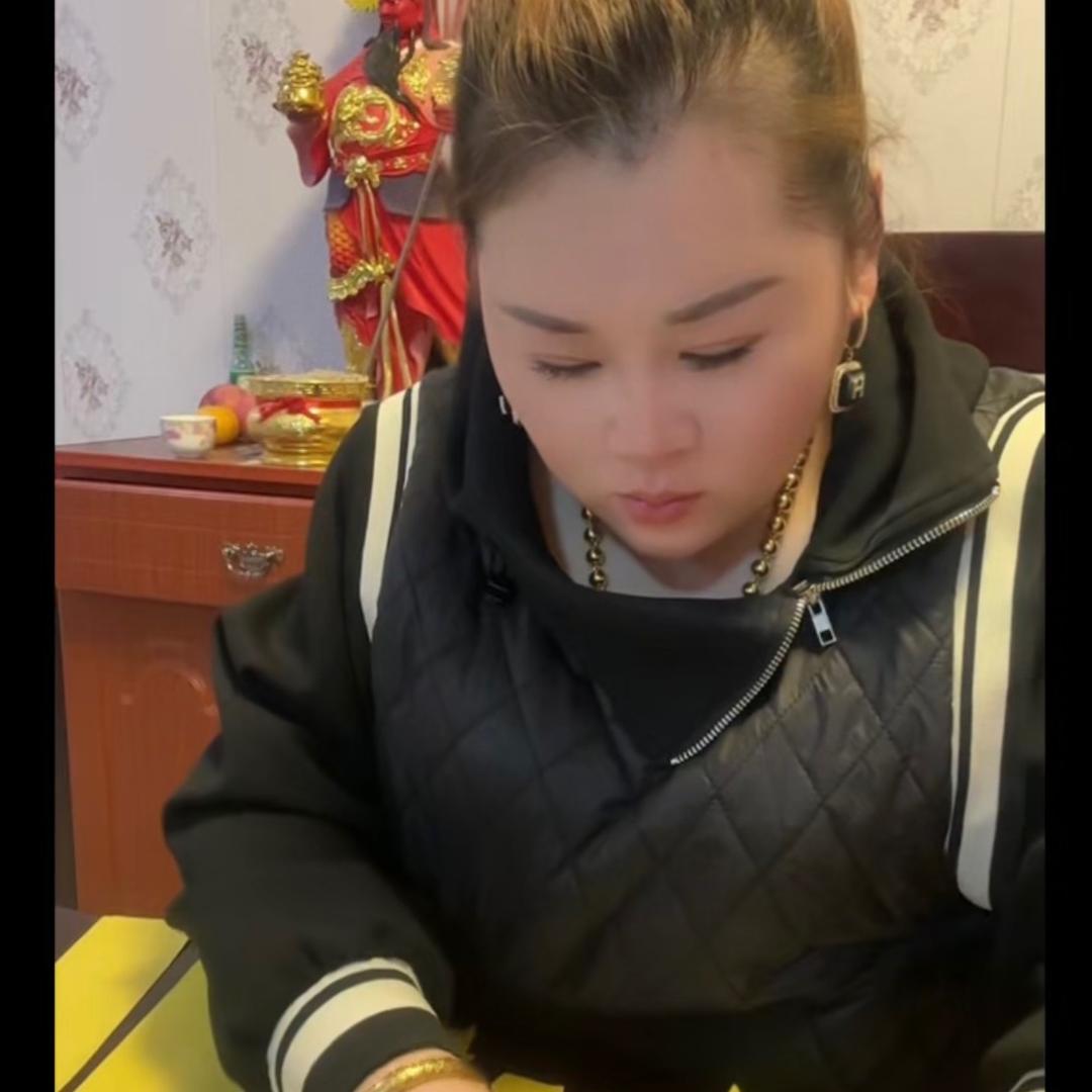 静轩阁❤️(垚垚)