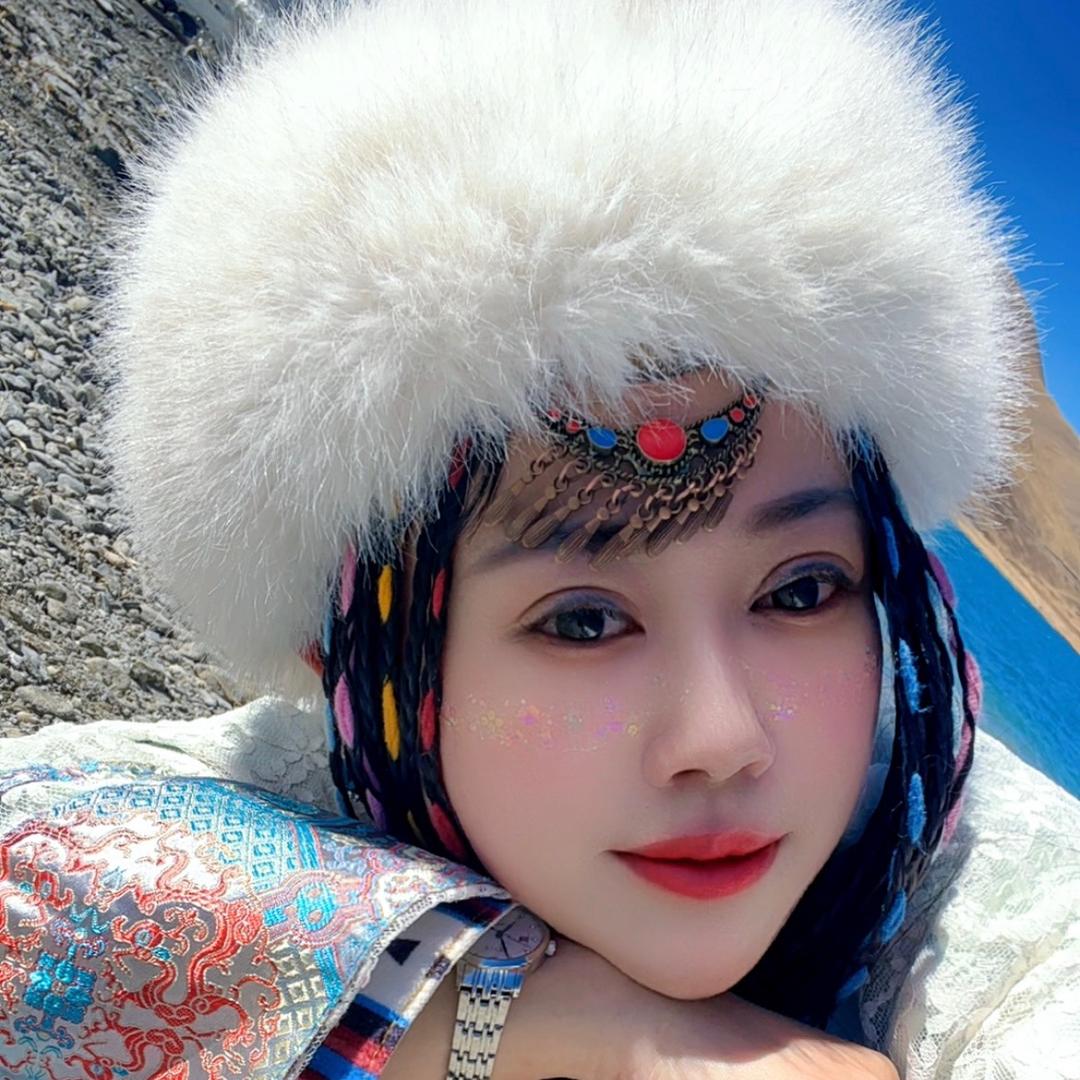 在兴山做美容的乔乔