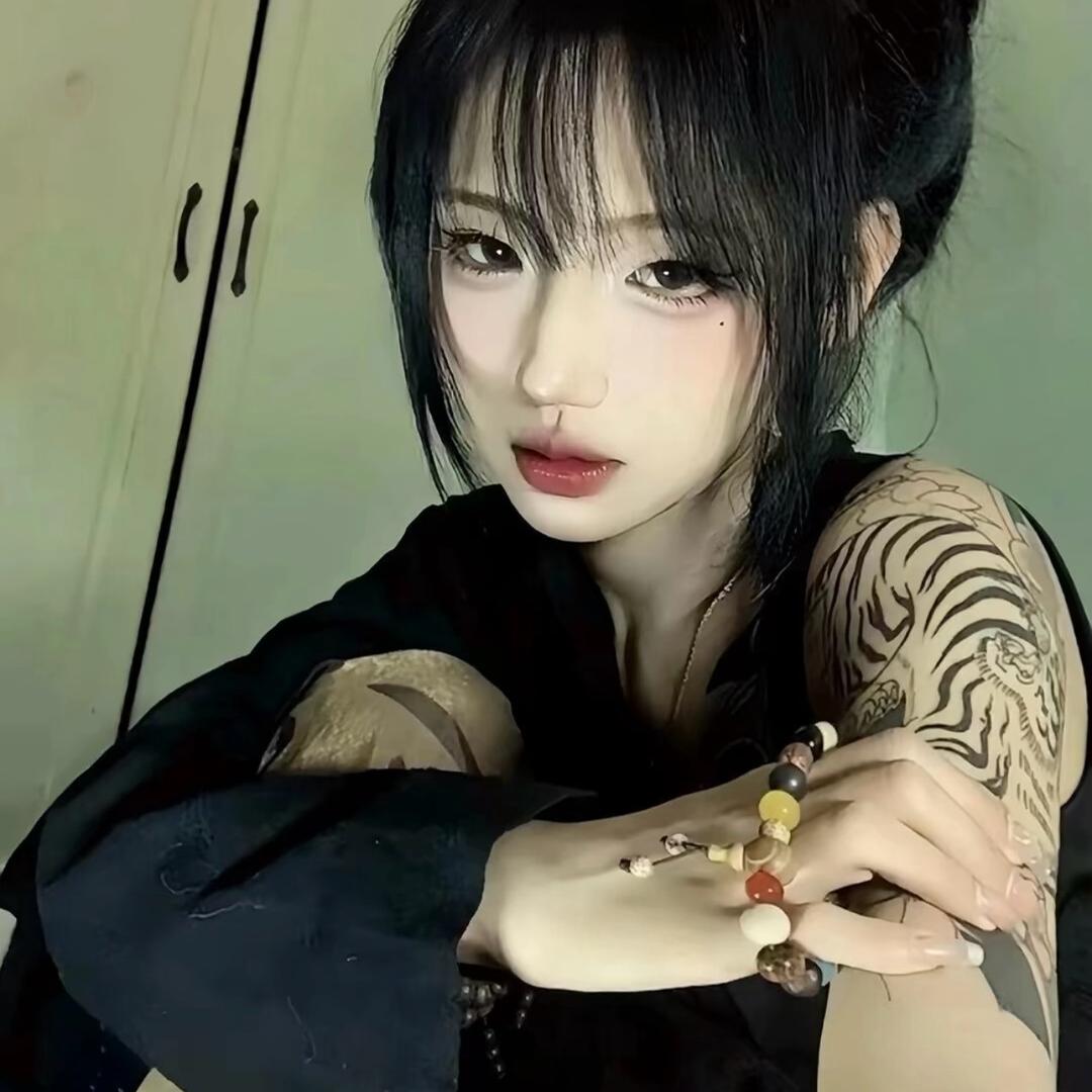 天..🖤