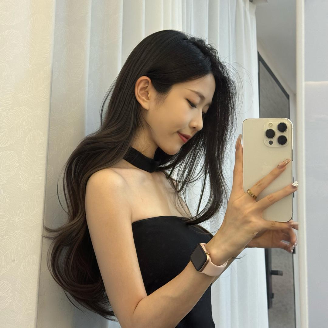 Si