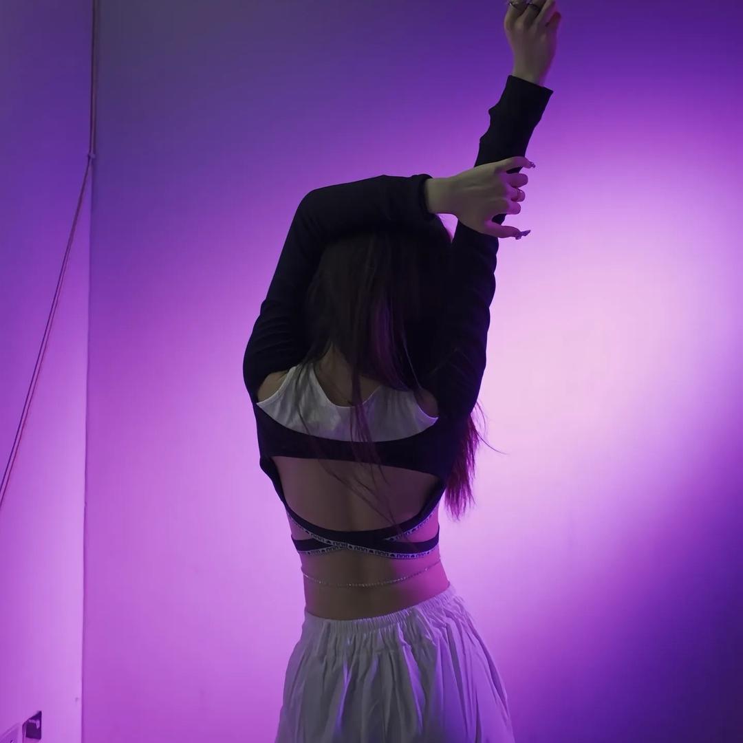 G区街舞娜然老师🍒