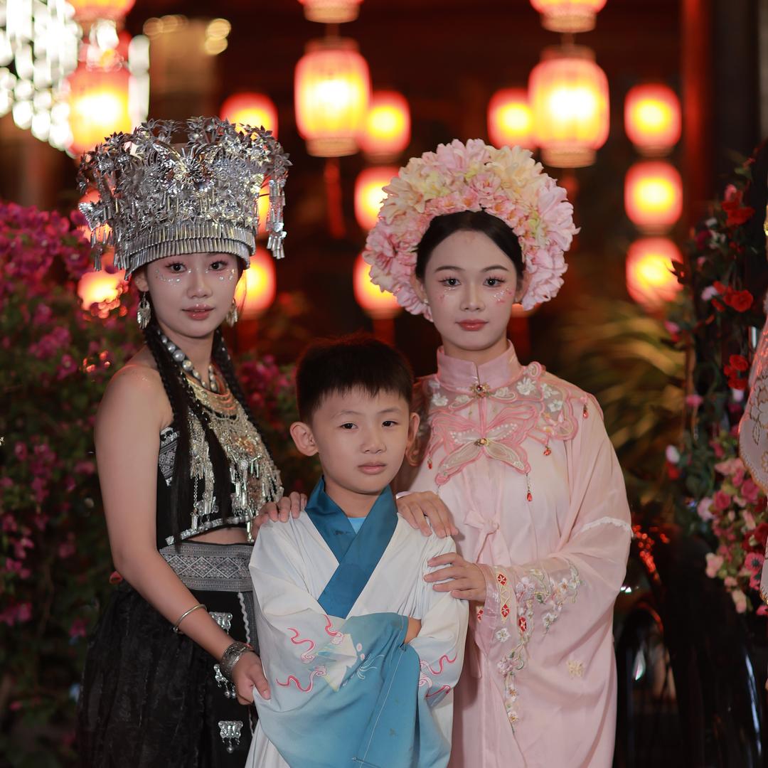 甲子童欢家美食