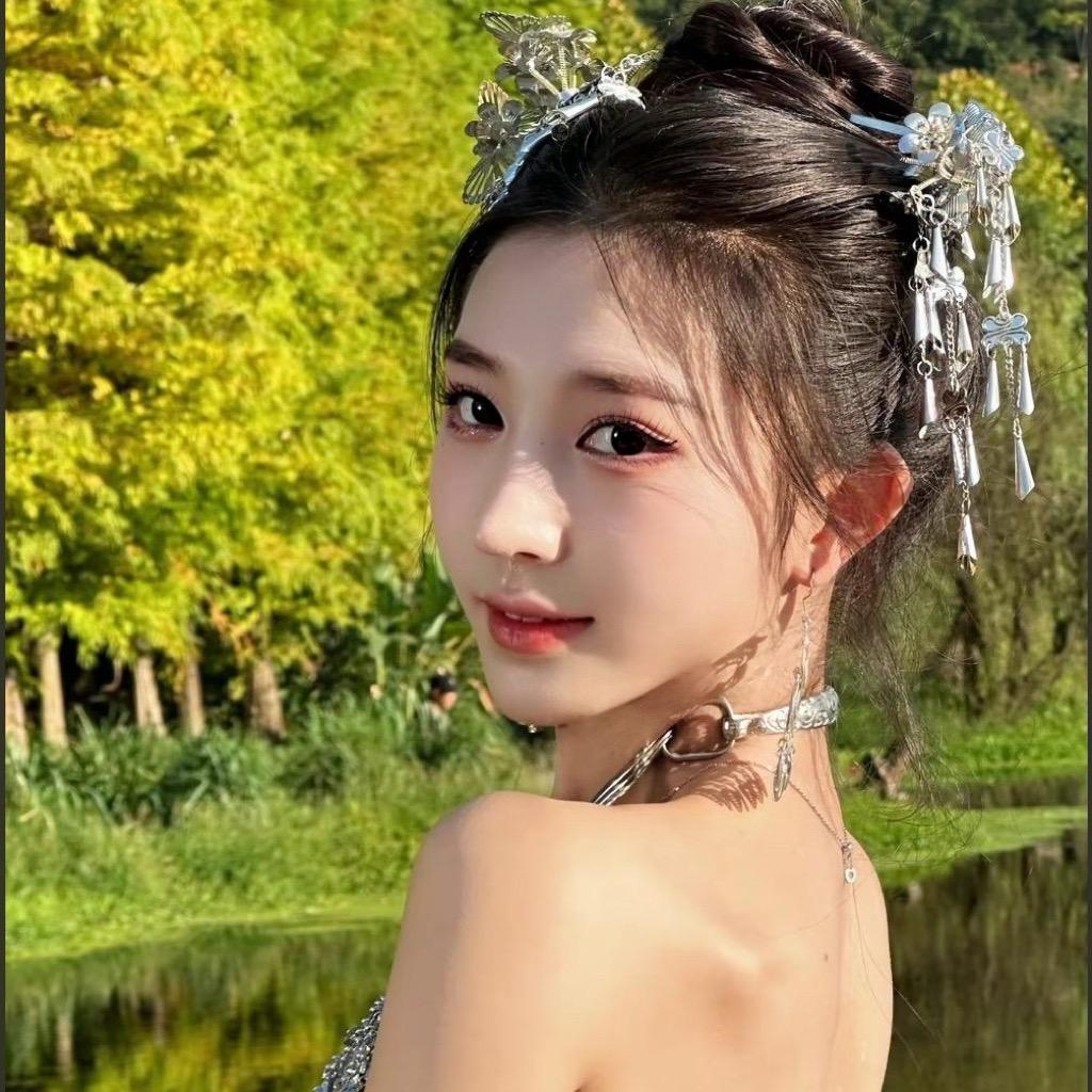 苗疆少女-小瑶🌻