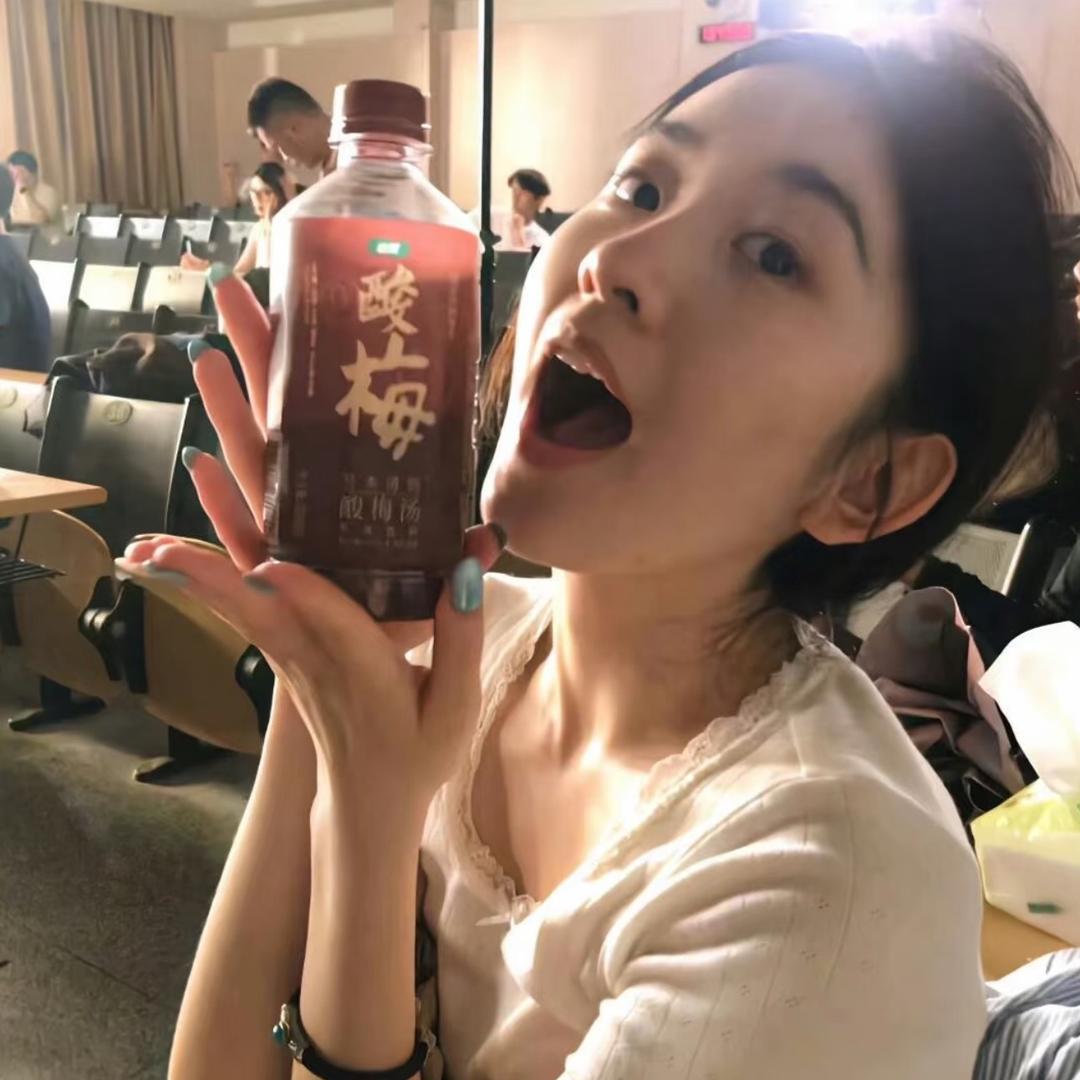 妍水鸭