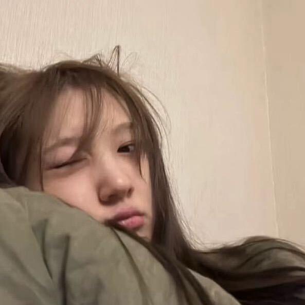 老公站街我数钱