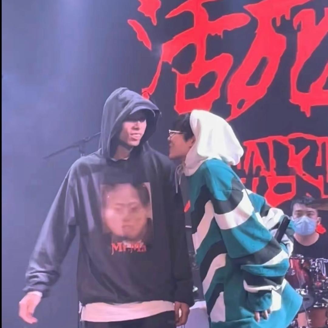 斜角头魔术师