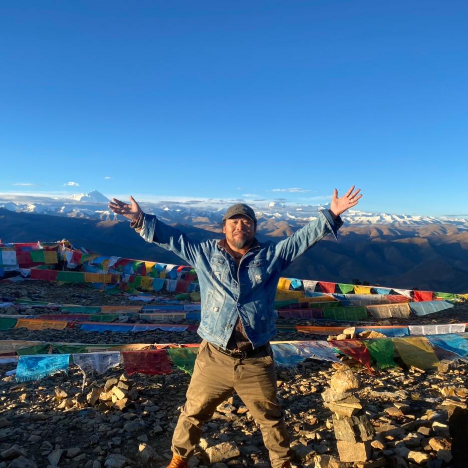 རི་སྤྱང་-སྤེན་ཚེ།