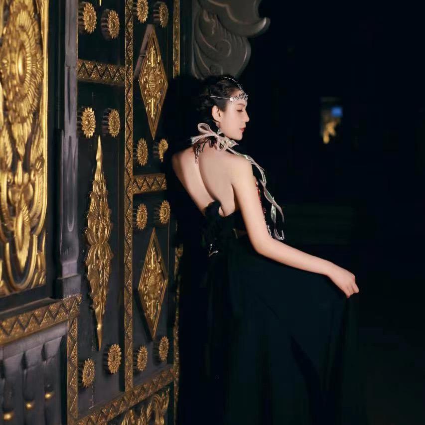 娜宝💋（在等你😘）