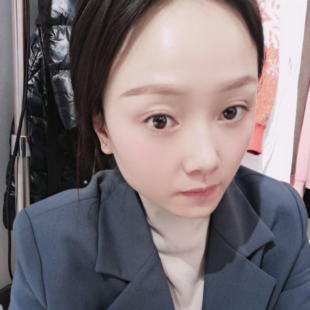 秦秦