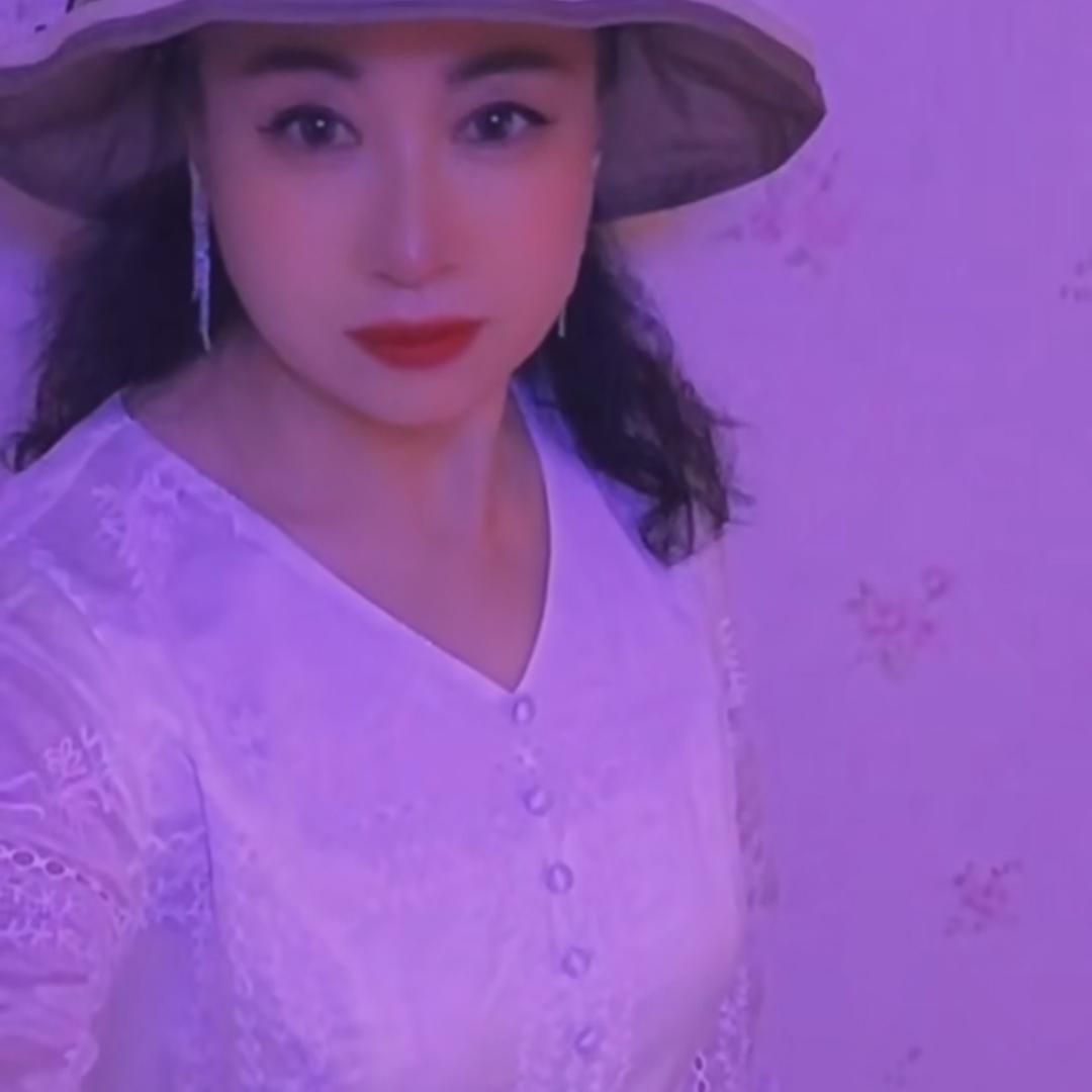紫薇晗香
