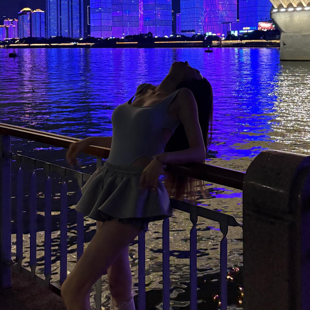 曦雅叽（摆烂版）