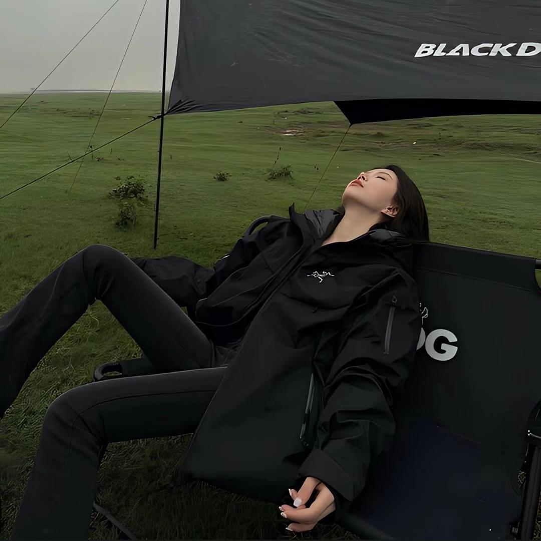 天幕川户外用品