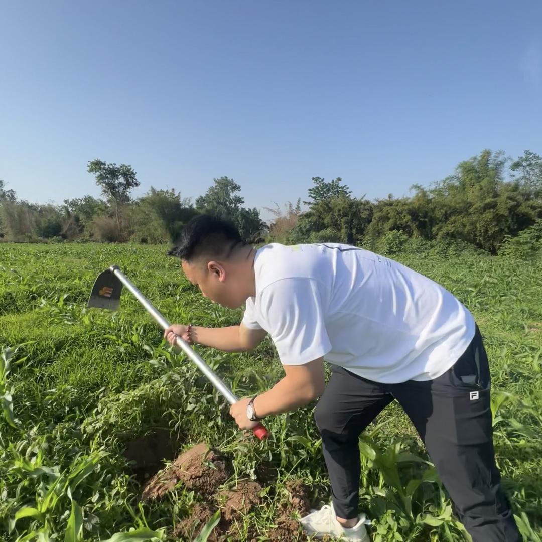 小段哥五金农具店