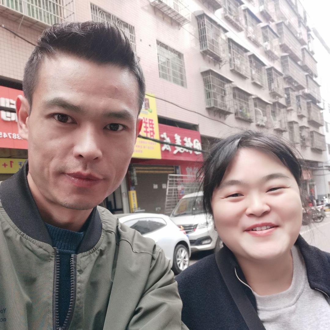 怀化阿进美发店收长头发（傲丝仿）