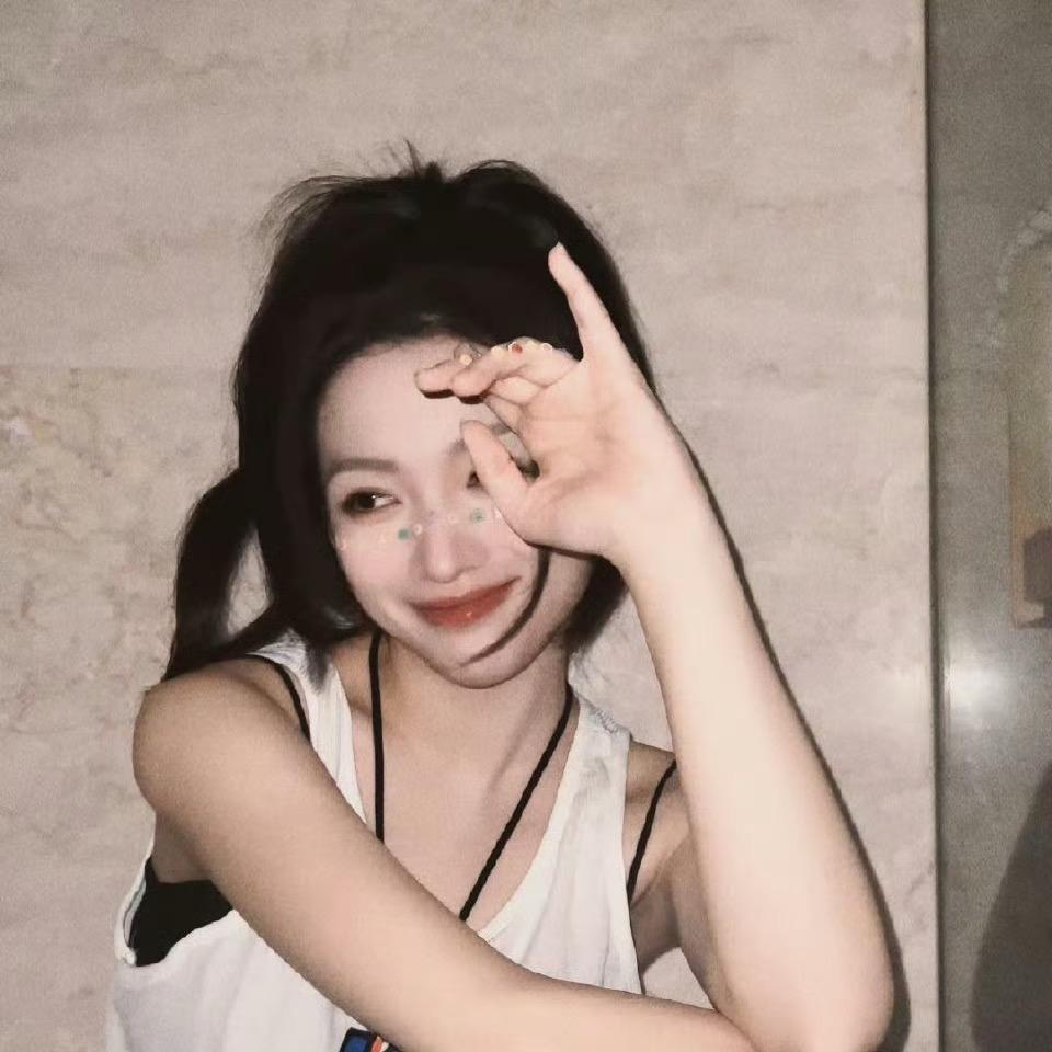 易小花🌸