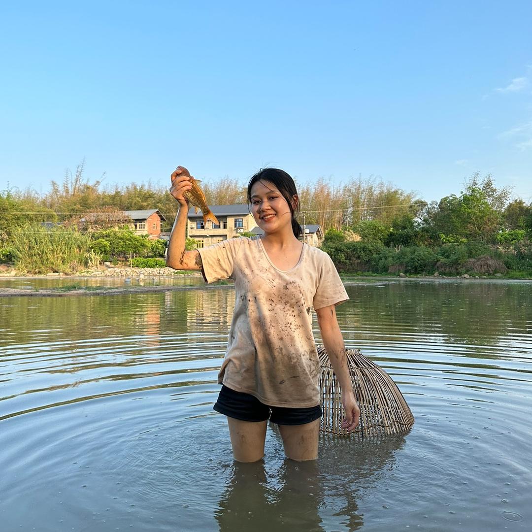 邹晚晚