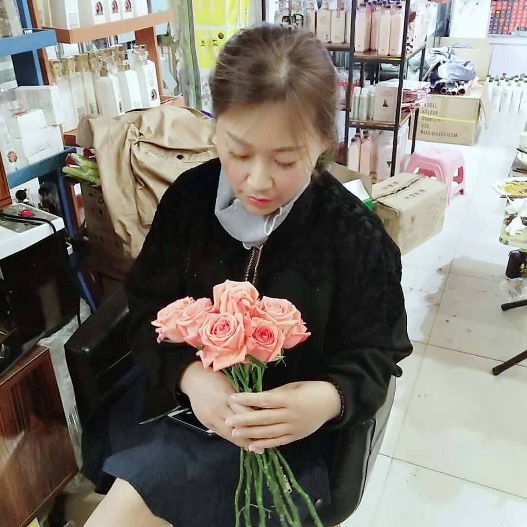 申小美美妆精选小铺9C0