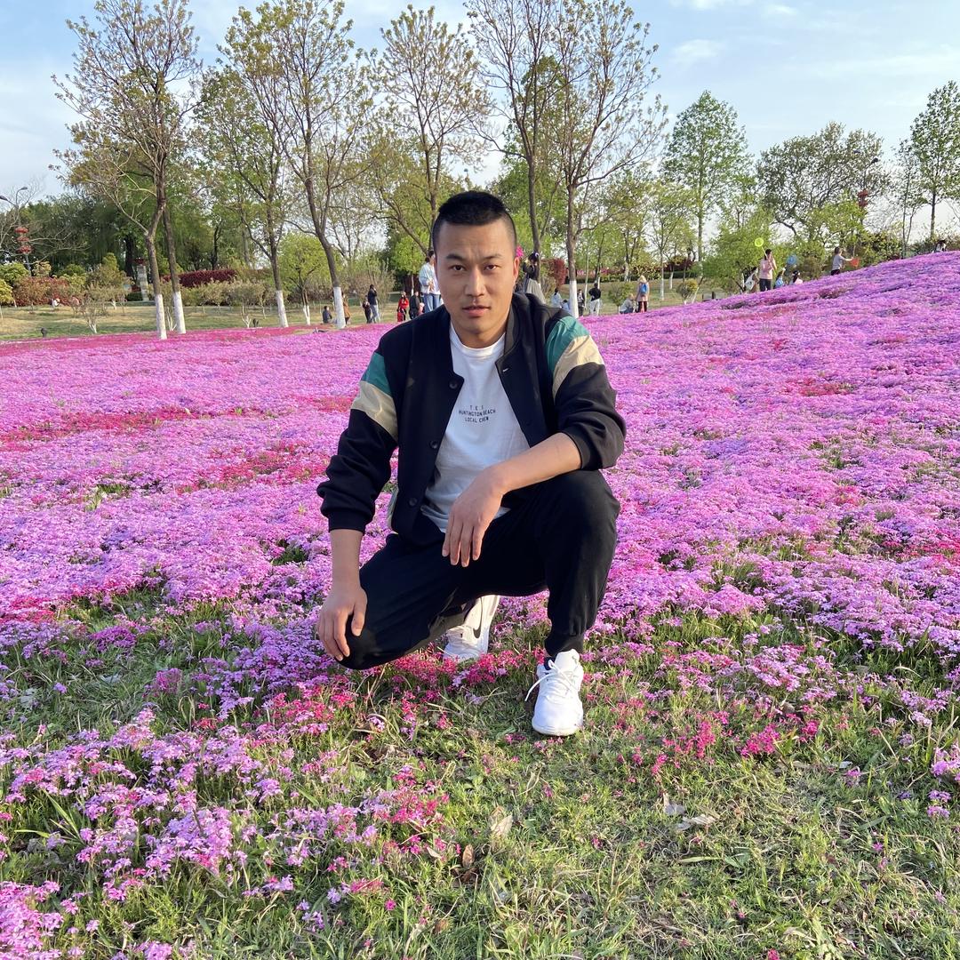 小威在大阪富禾兴百货商行