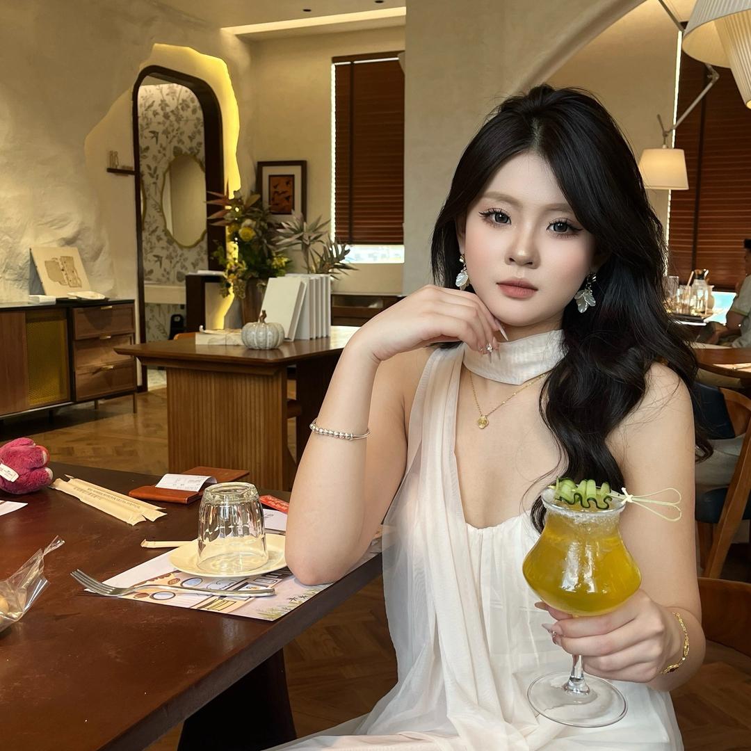 这里ZHE LI.