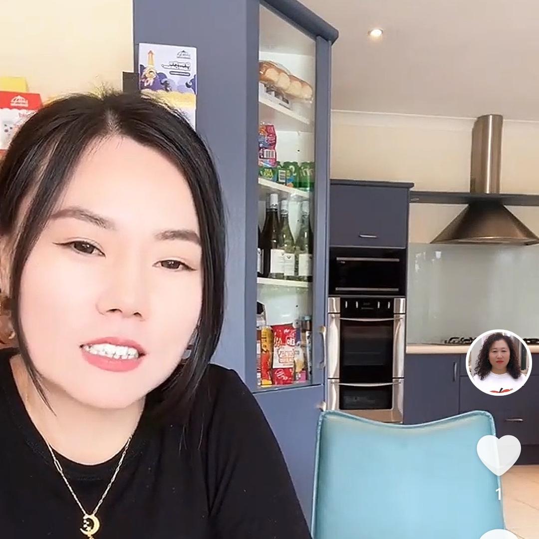嘎嘎板正