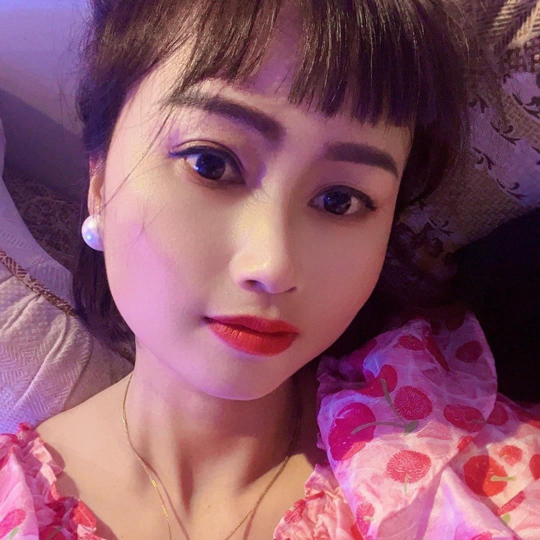 岑巩妹
