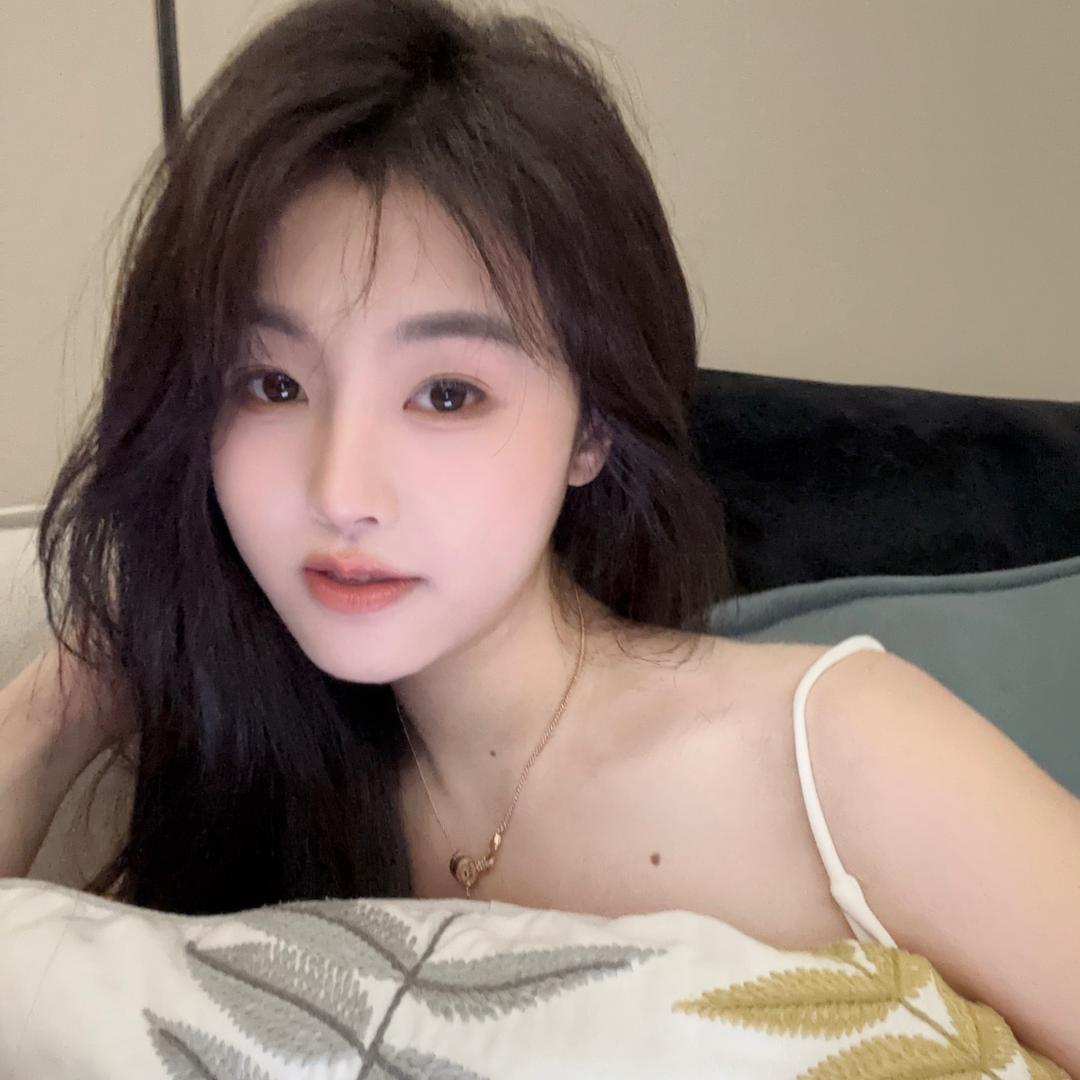 陈芊千💕