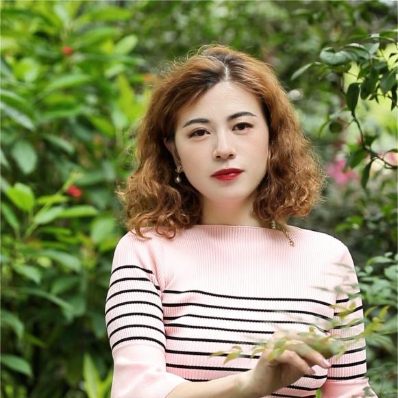 卓菲莉针织毛衣