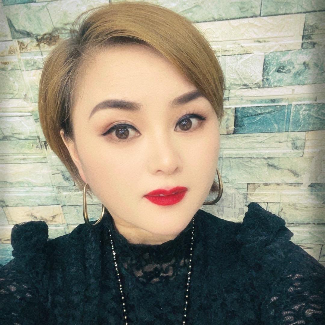 秀秀发艺工作室（平安花园东区7号楼一楼）