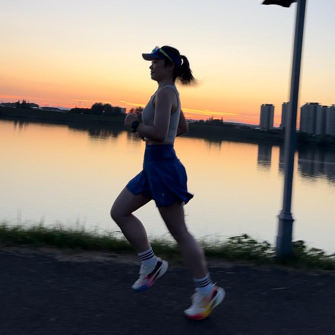 爱上跑步的邱姐姐