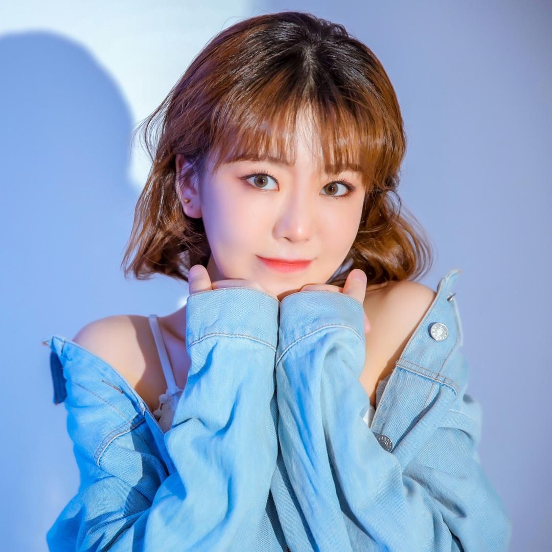 小老妹琪琪（20:00直播）@抖音