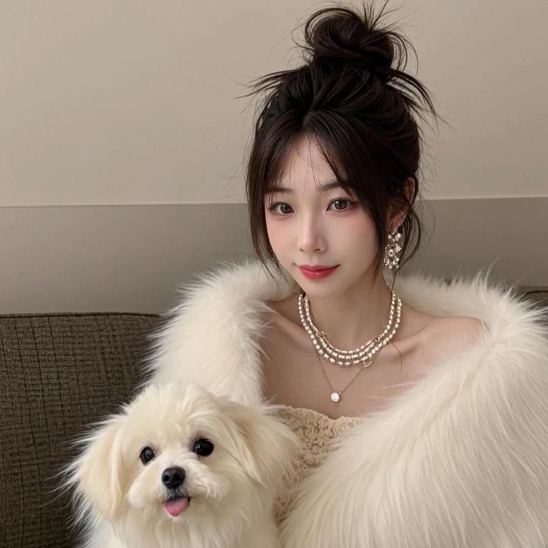 在洛阳化妆的颜昕小糊涂～（涨粉中）