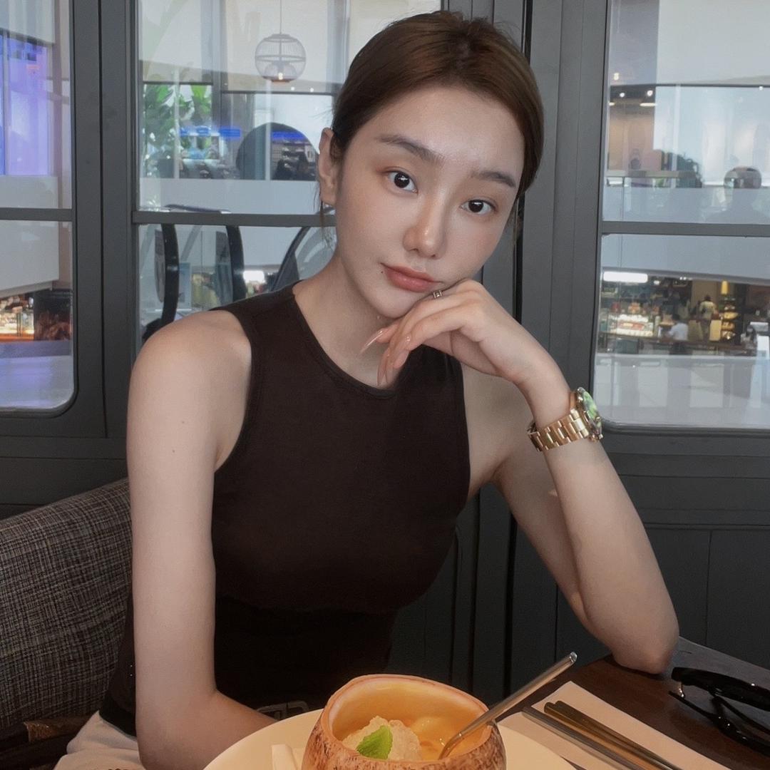 YN- SHUZE 鱼姐 晨妹
