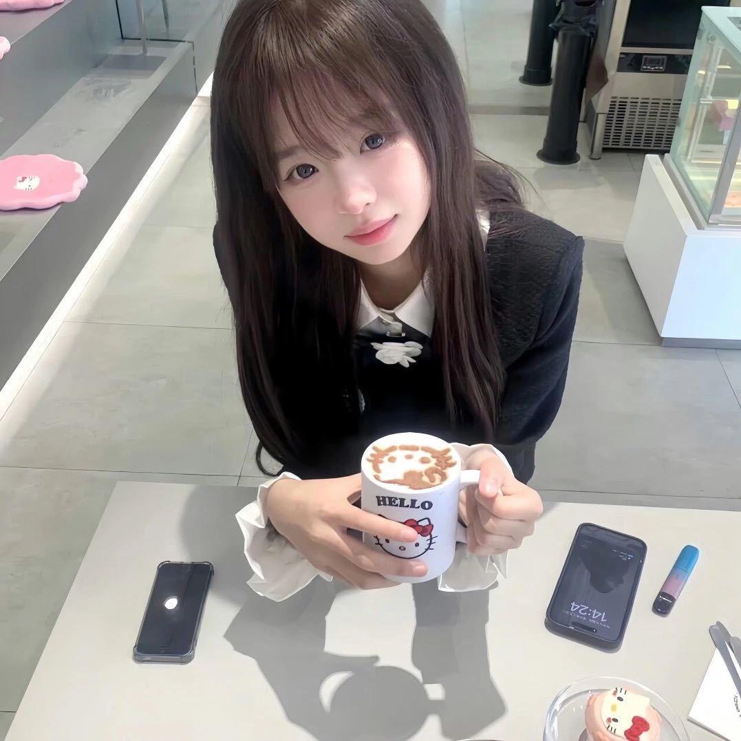 小猫拿铁☕️